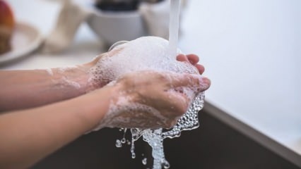 Cum se face săpun spumant? Trucuri pentru a face săpun antibacterian