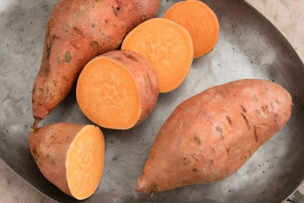 Care sunt avantajele cartofilor dulci? Ce face sucul de cartofi dulci?