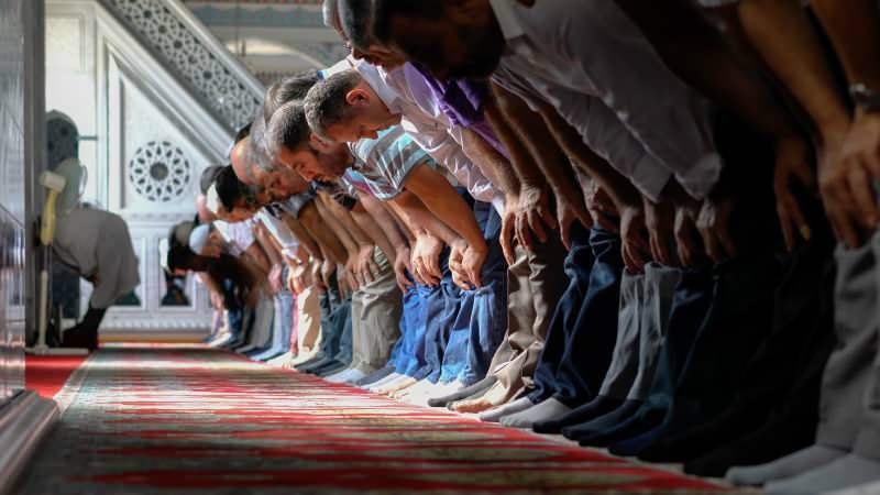 Cele mai frecvente întrebări despre rugăciune! Lucruri la care trebuie să fii atent în timp ce te rogi
