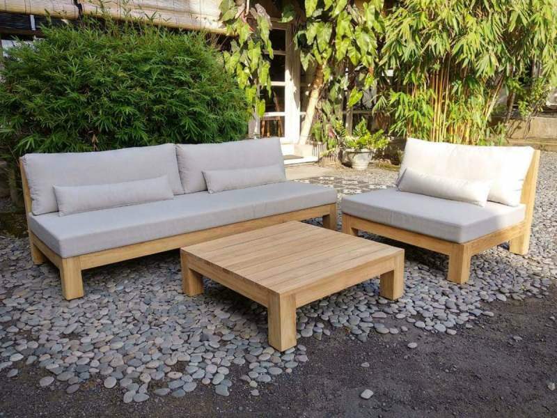 Cum să ai grijă de mobilierul de grădină din lemn?