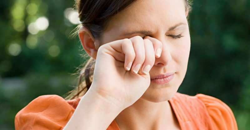 alergia la ochi poate fi văzută în trei moduri